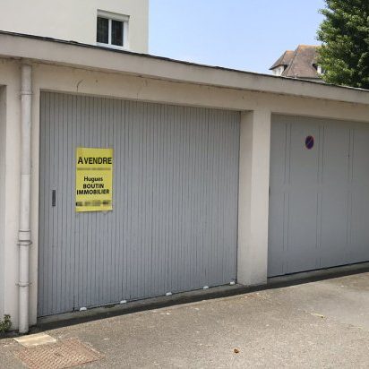 photo de garage a vendre annexé a une maison